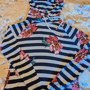 Joules Navy and Coral Patterned Top